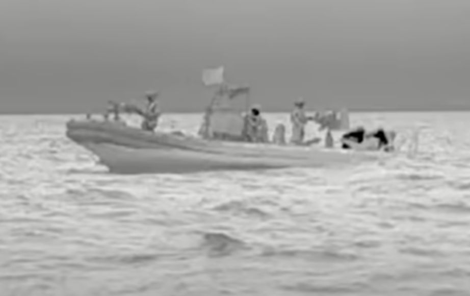 Ukraiński wywiad pokazał, jak było. Rosyjska łódź na Morzu Czarnym ostrzelana