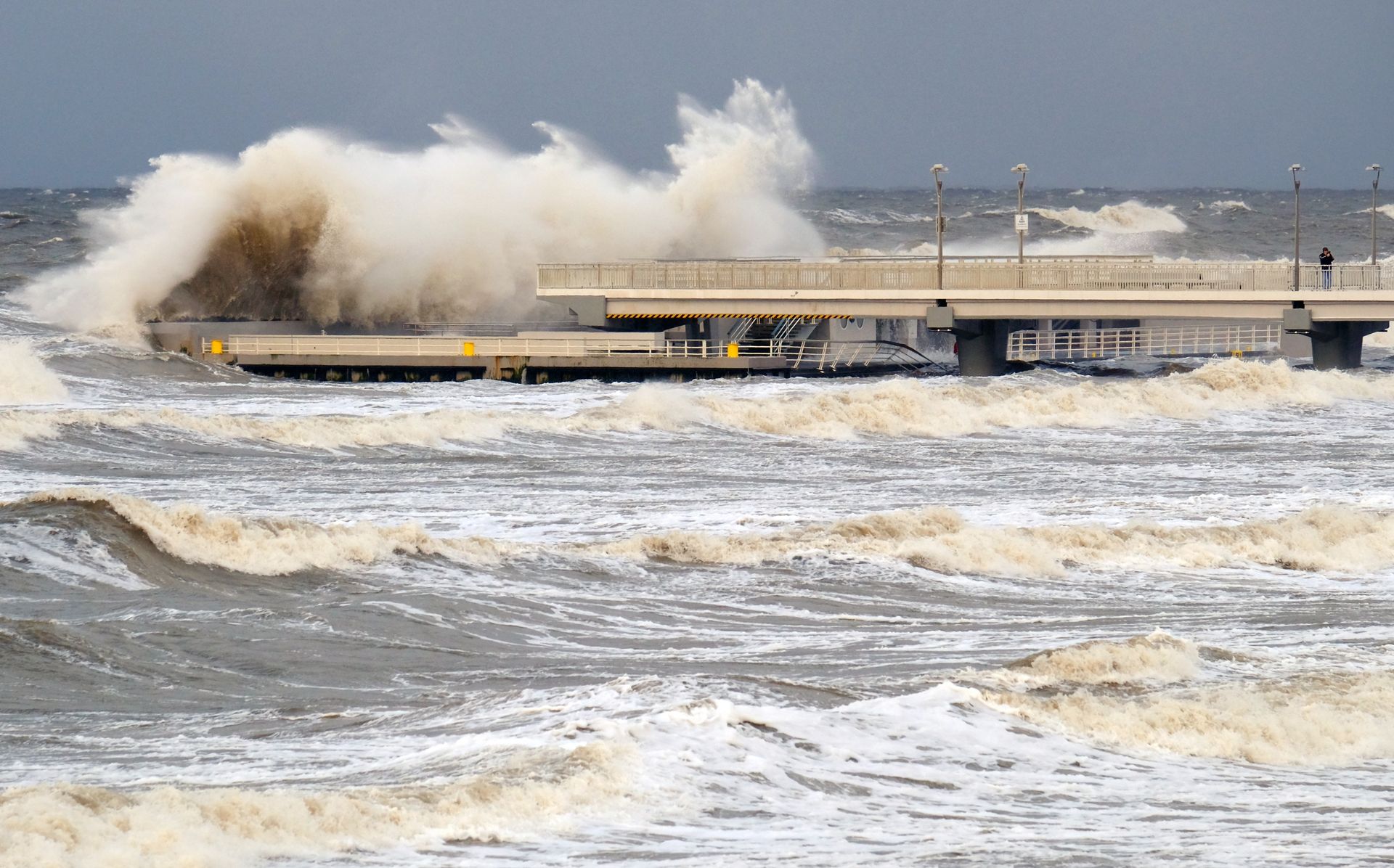 9 w skali Beauforta. Silny sztorm na Bałtyku. Akcja ratunkowa