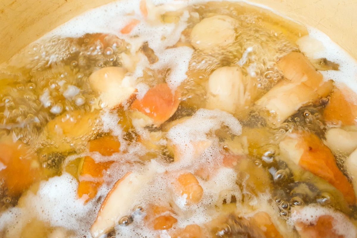 Jak długo gotować grzyby? Czas jest bardziej istotny niż myślisz