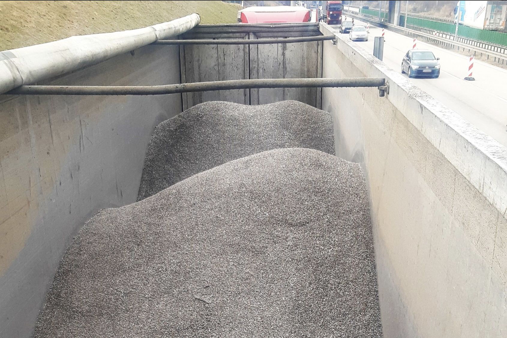 23 tony nielegalnych śmieci. Miały trafić do Polski z Niemiec