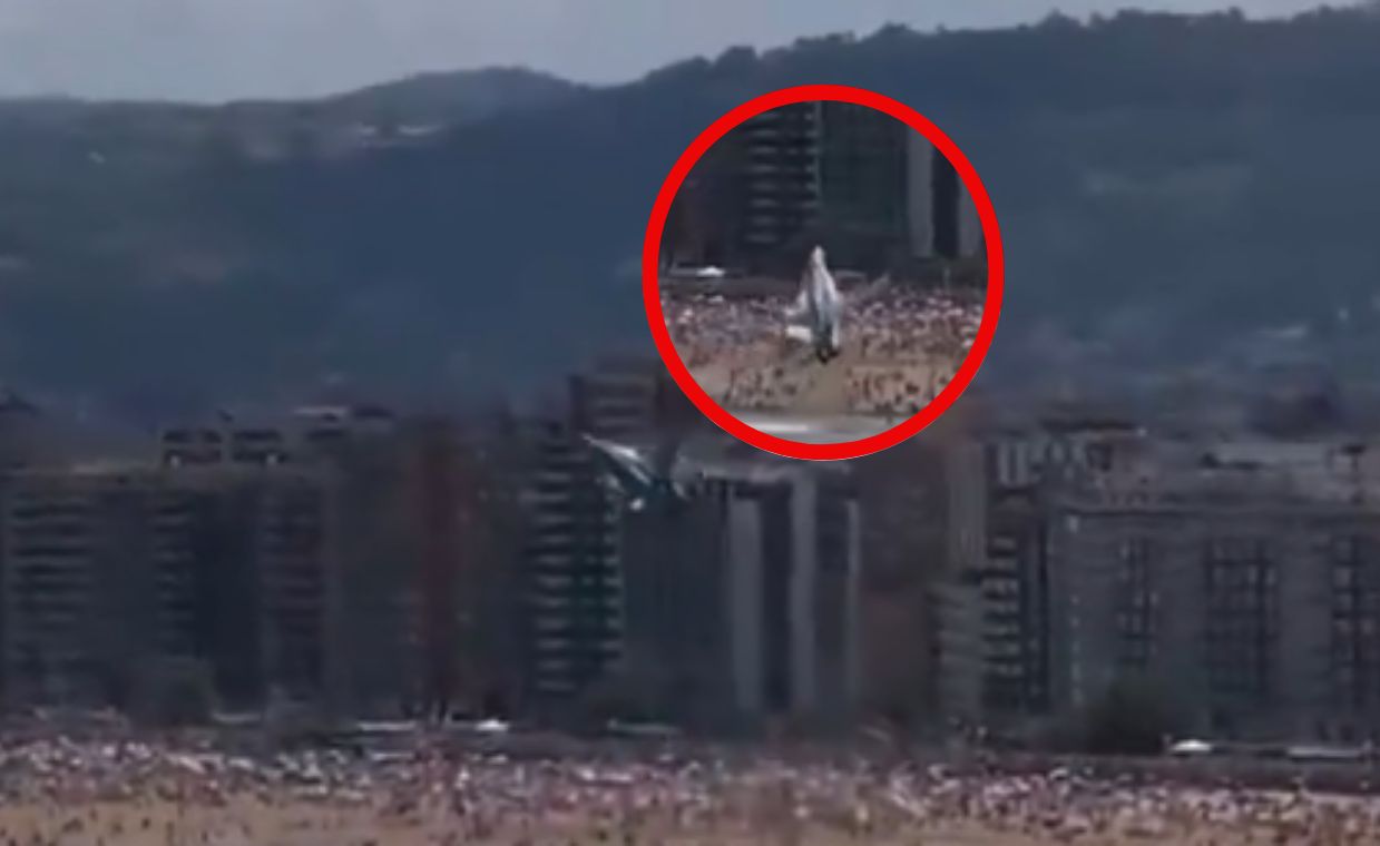 Zatrważający manewr myśliwca F-18 w Gijón. Jest wideo