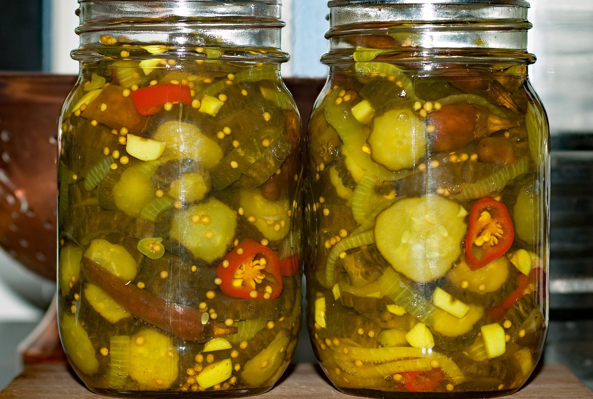 Ogórki burgerowe to hit do spiżarni. Robię od razu podwójną porcję