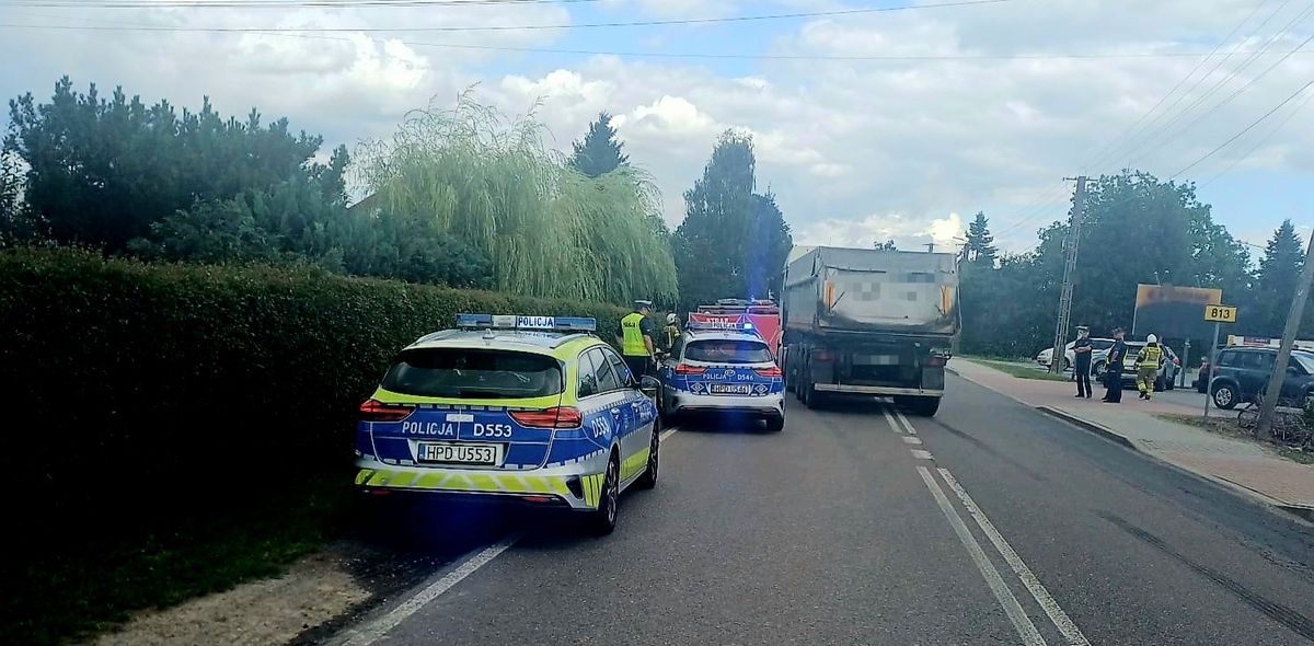 Rowerzystka wjechała pod ciężarówkę. Tragedia pod Parczewem