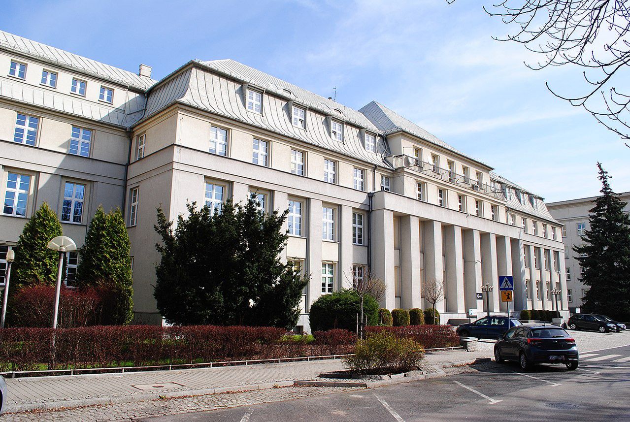 Rząd będzie przekonywać Polaków do energetyki jądrowej. Wybrano agencję