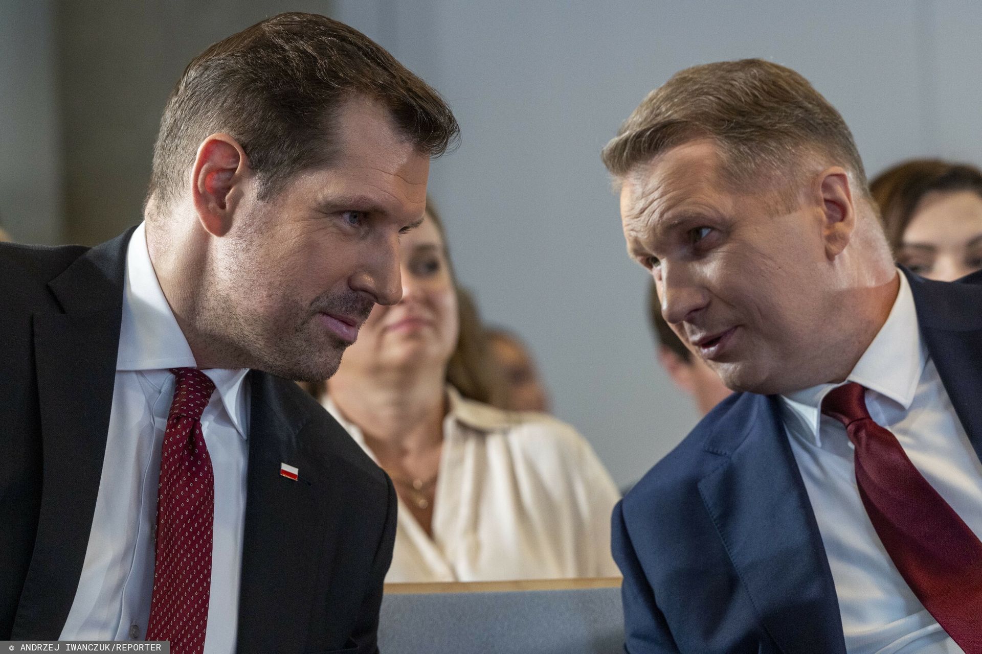 Ukraińcy na front. Tak PiS chce zatrzymać spadek w sondażach. Kulisy pomysłu
