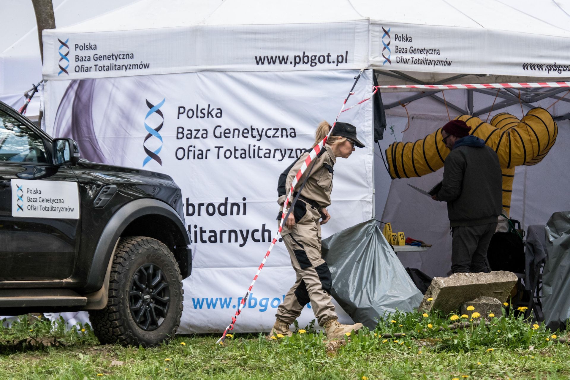 Odkrycie w Puźnikach. Odnaleziono szczątki 30 osób