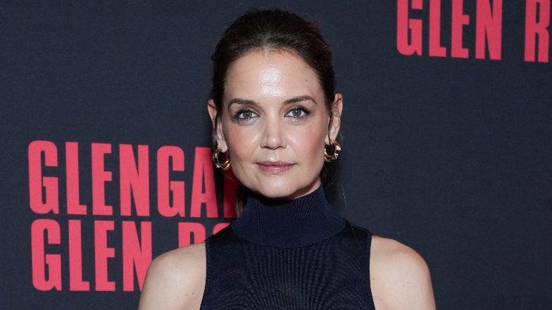 Katie Holmes prezentuje odmieniony wizerunek. "Niesamowita i z włosami syrenki"