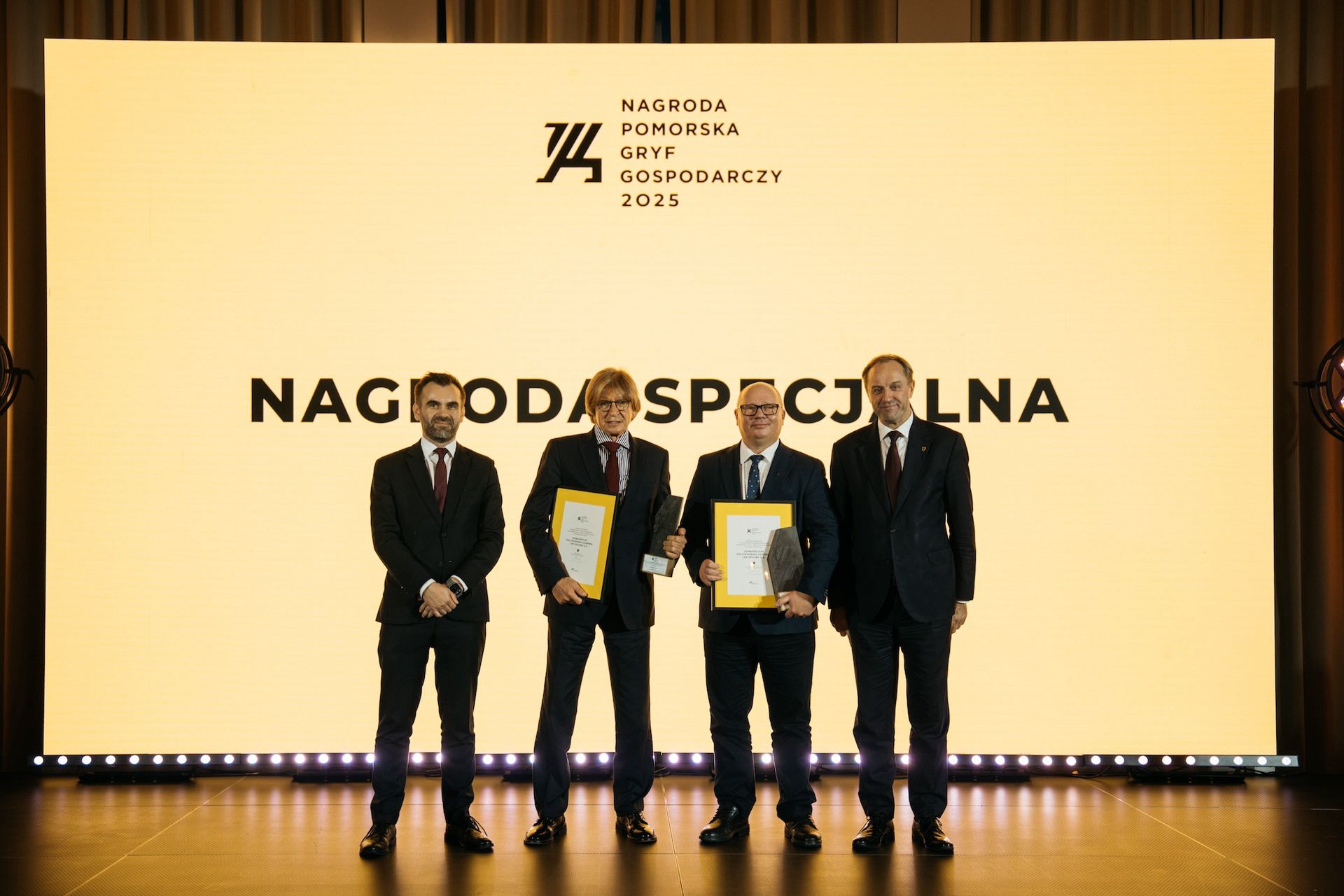 Polska odpowiedź na globalny wyścig technologiczny. LEX AI wyróżniona Gryfem Gospodarczym