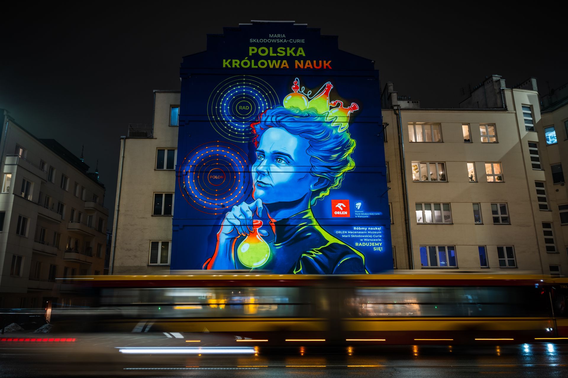 ORLEN wprowadza Marię Skłodowską-Curie na ulice polskich miast