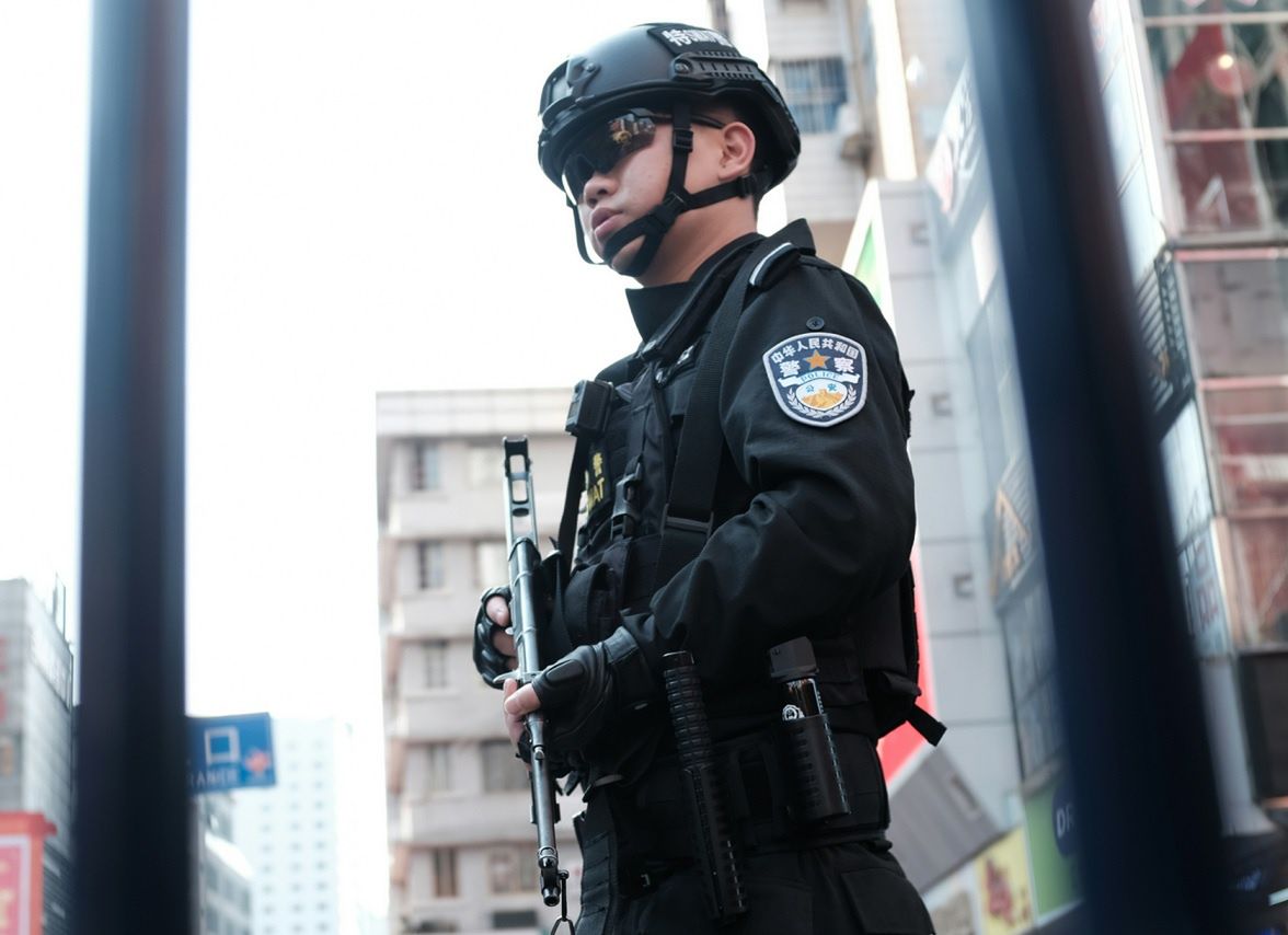 Dziennikarze w areszcie, bo oskarżyli urzędnika o korupcję