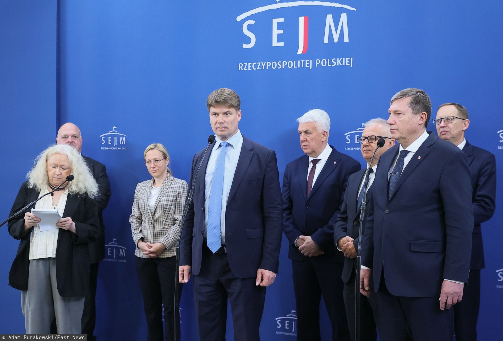 Prorosyjski polityk w Sejmie. Zaprosił go Braun