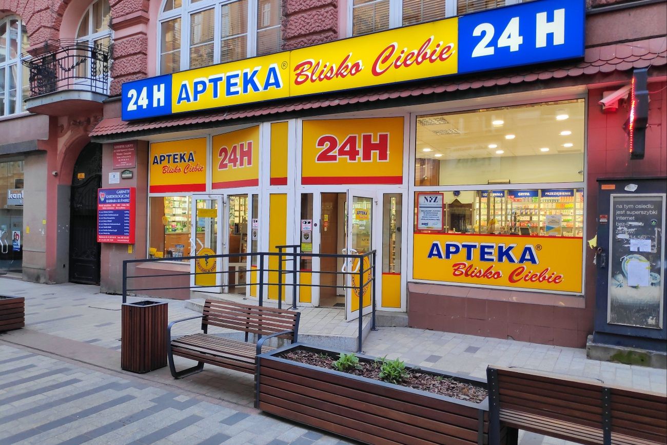 Zarobki w aptece. Oto ile dostają "na rękę"