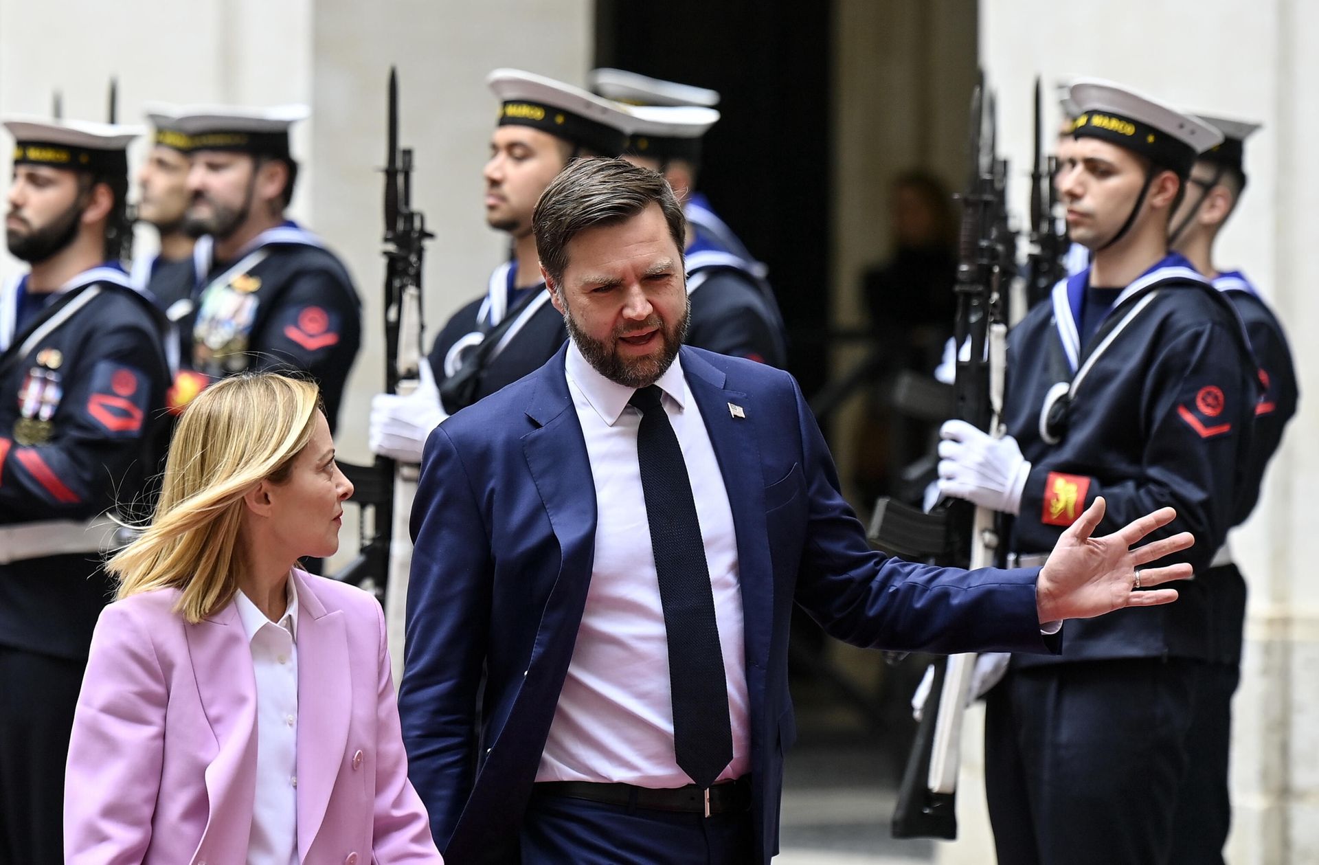 J.D. Vance w Rzymie. Wspomniał o negocjacjach Ukraina-Rosja