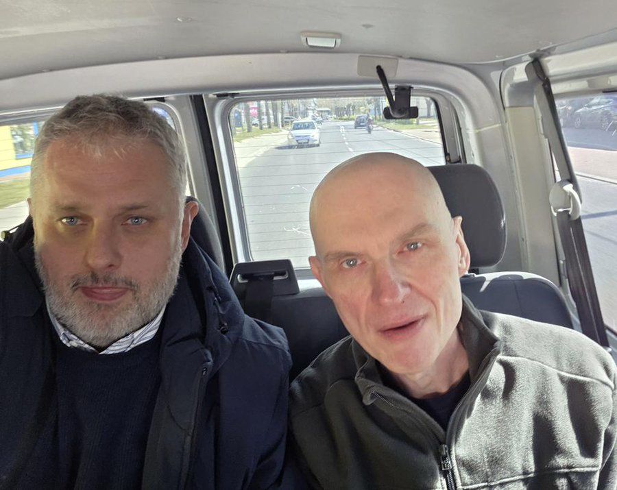 Bartosz Wieliński po uwolnieniu Andrzeja Poczobuta: zobaczyłem, jakie piętno odcisnęło na nim więzienie