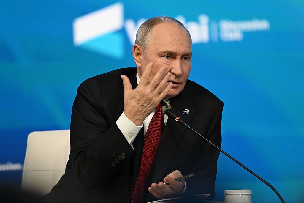 Putin chce żyć 150 lat. Ma niepokojący plan: wyhodują organy w miniświniach