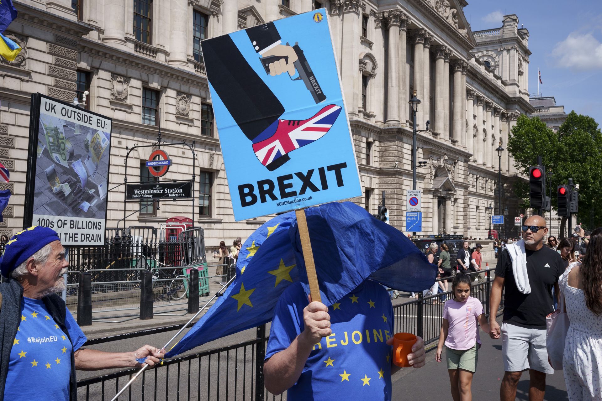 Brytyjczycy rozczarowani brexitem. Wskazali winnego "katastrofy"