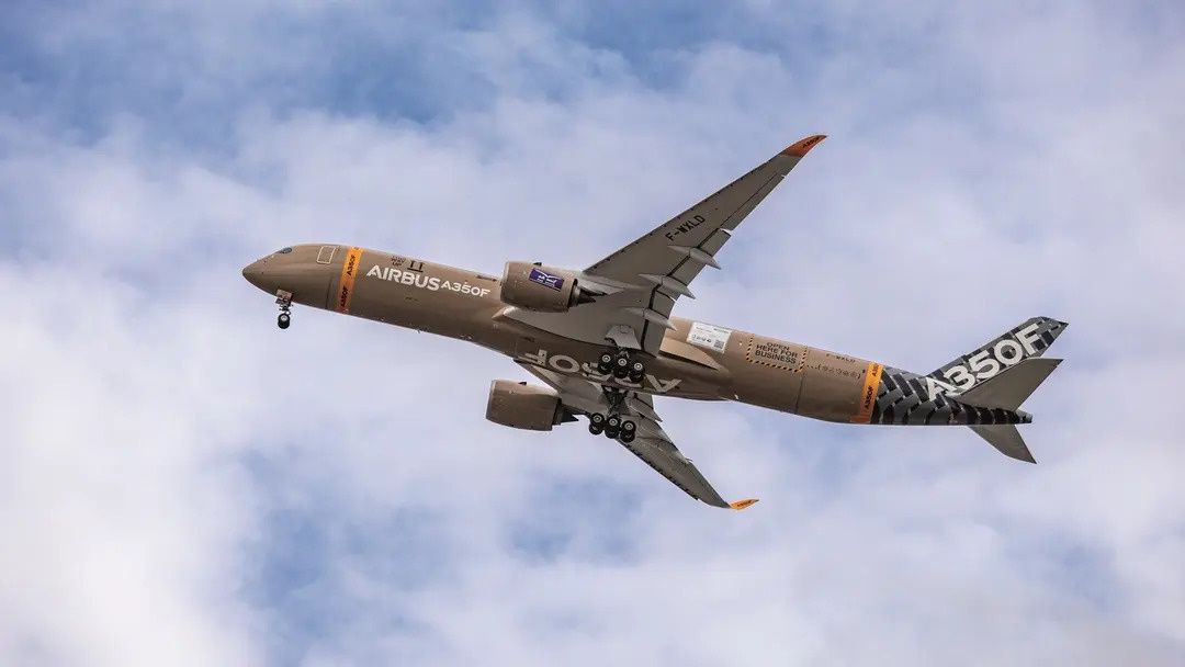 Airbus A350F wykonał pierwszy lot. Spędził w powietrzu cztery godziny