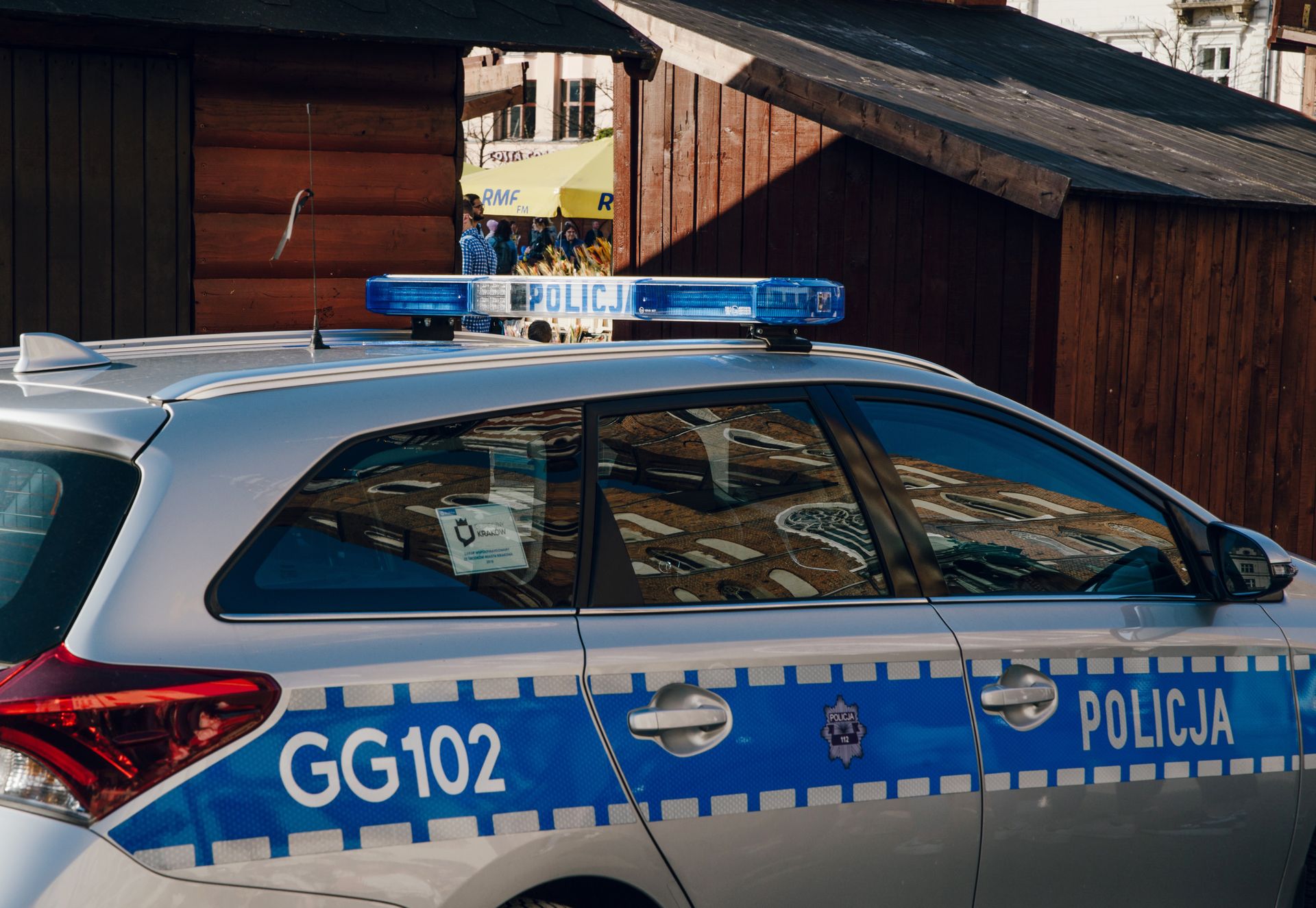 Policja zabiera głos po doniesieniach o potrójnym zabójstwie