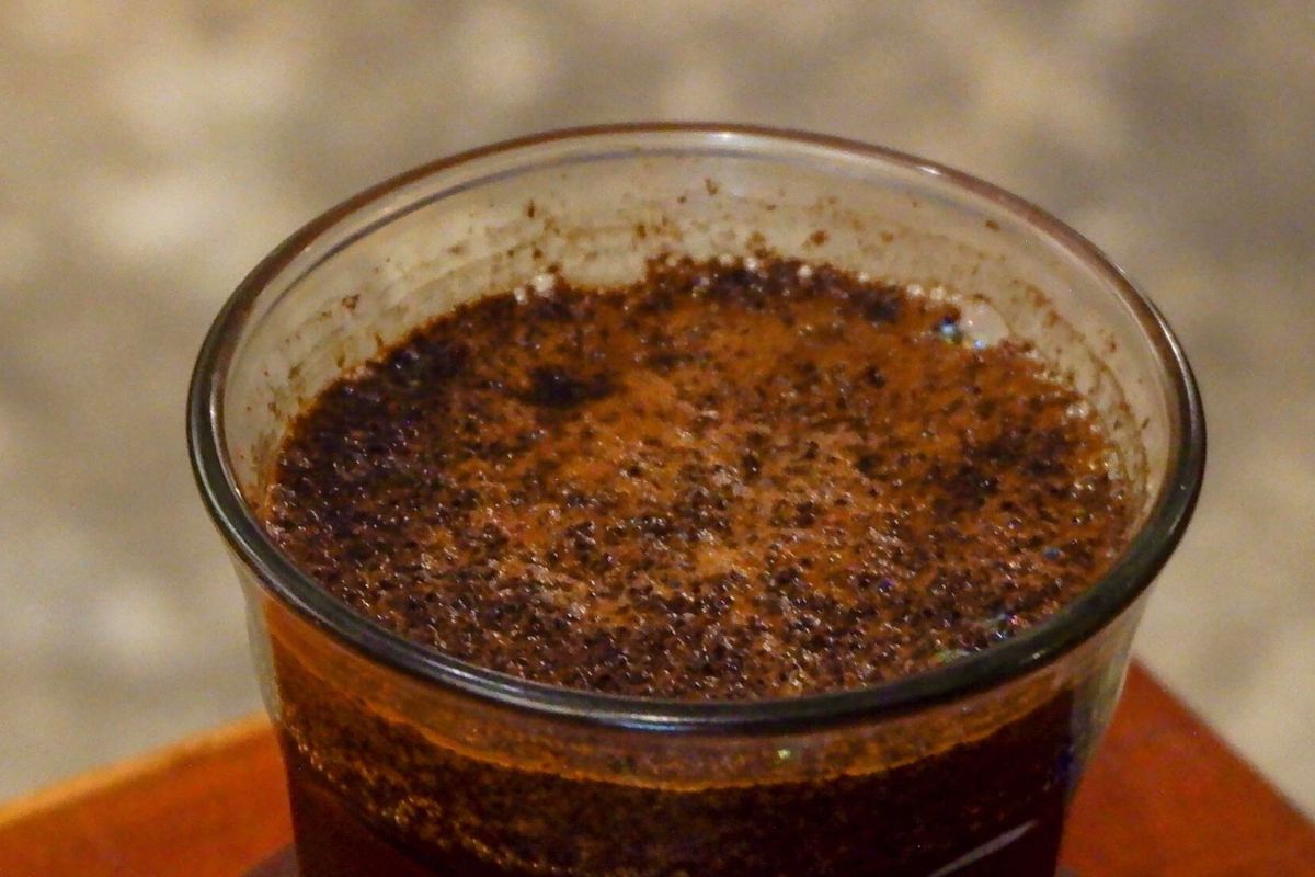 O której należy wypić ostatnią kawę? Ekspertka wskazuje konkretną godzinę