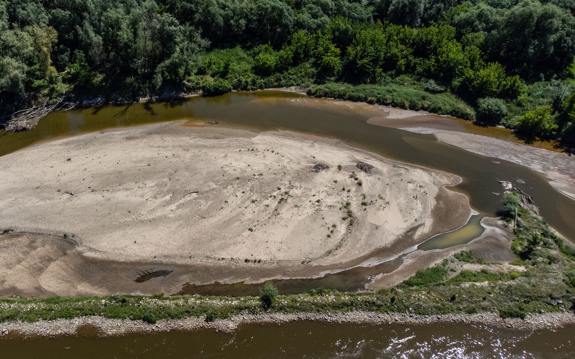 Tak źle jeszcze nie było. Poziom wody spadł do 15 centymetrów