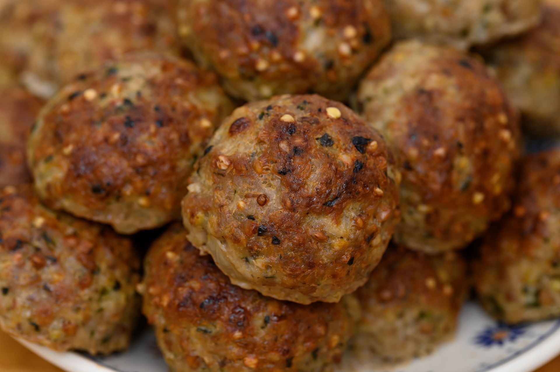 Mieszam z mięsem w proporcji pół na pół. Kotlety są bardziej sycące, a ja czuję się po nich lekko