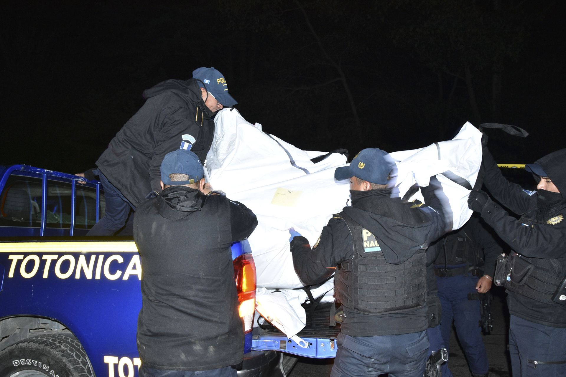 Gwatemala. 15 ofiar śmiertelnych po upadku autobusu do wąwozu