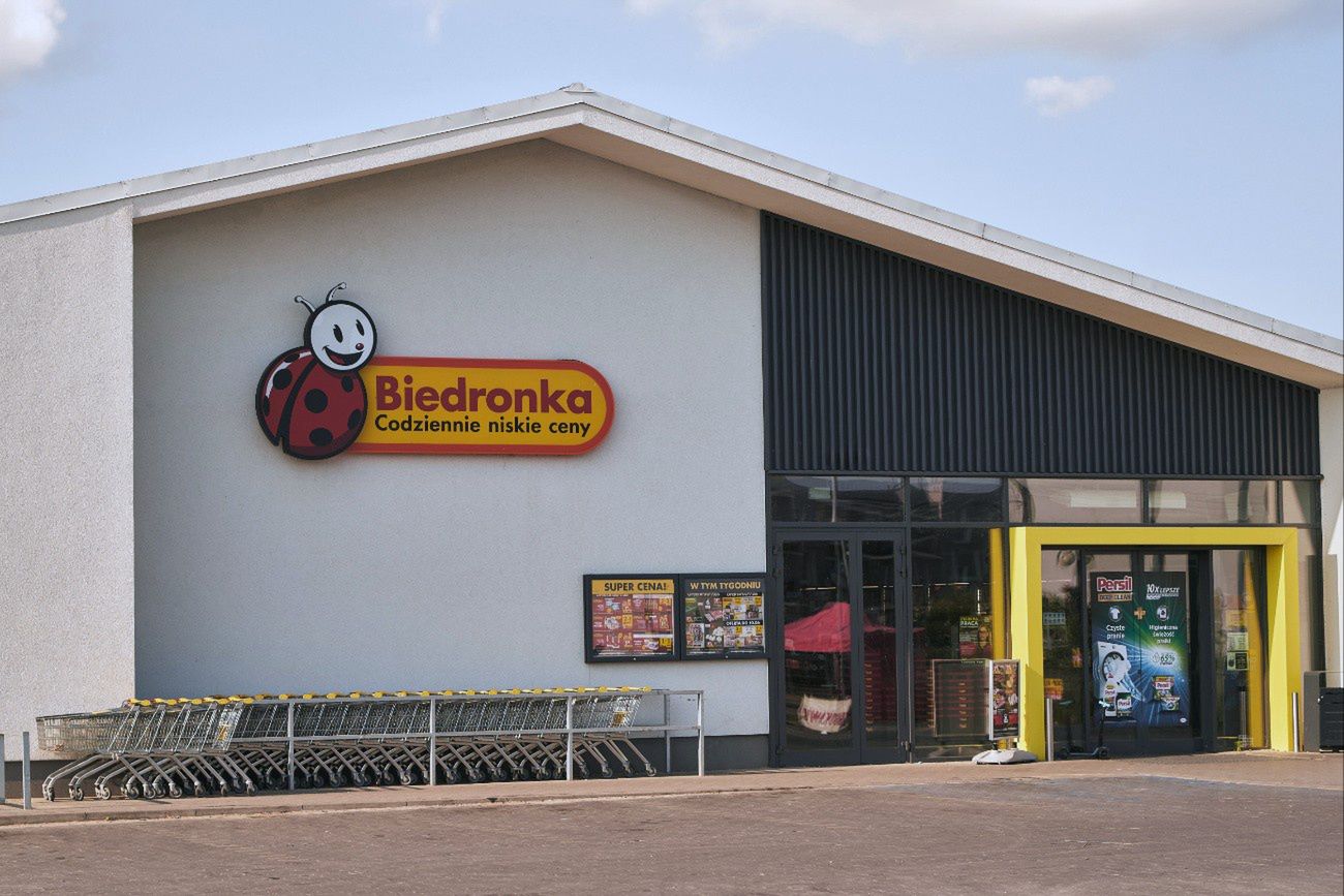 Zwolnienia w sklepie Biedronki. Ajent wyrzucił ich z dnia na dzień