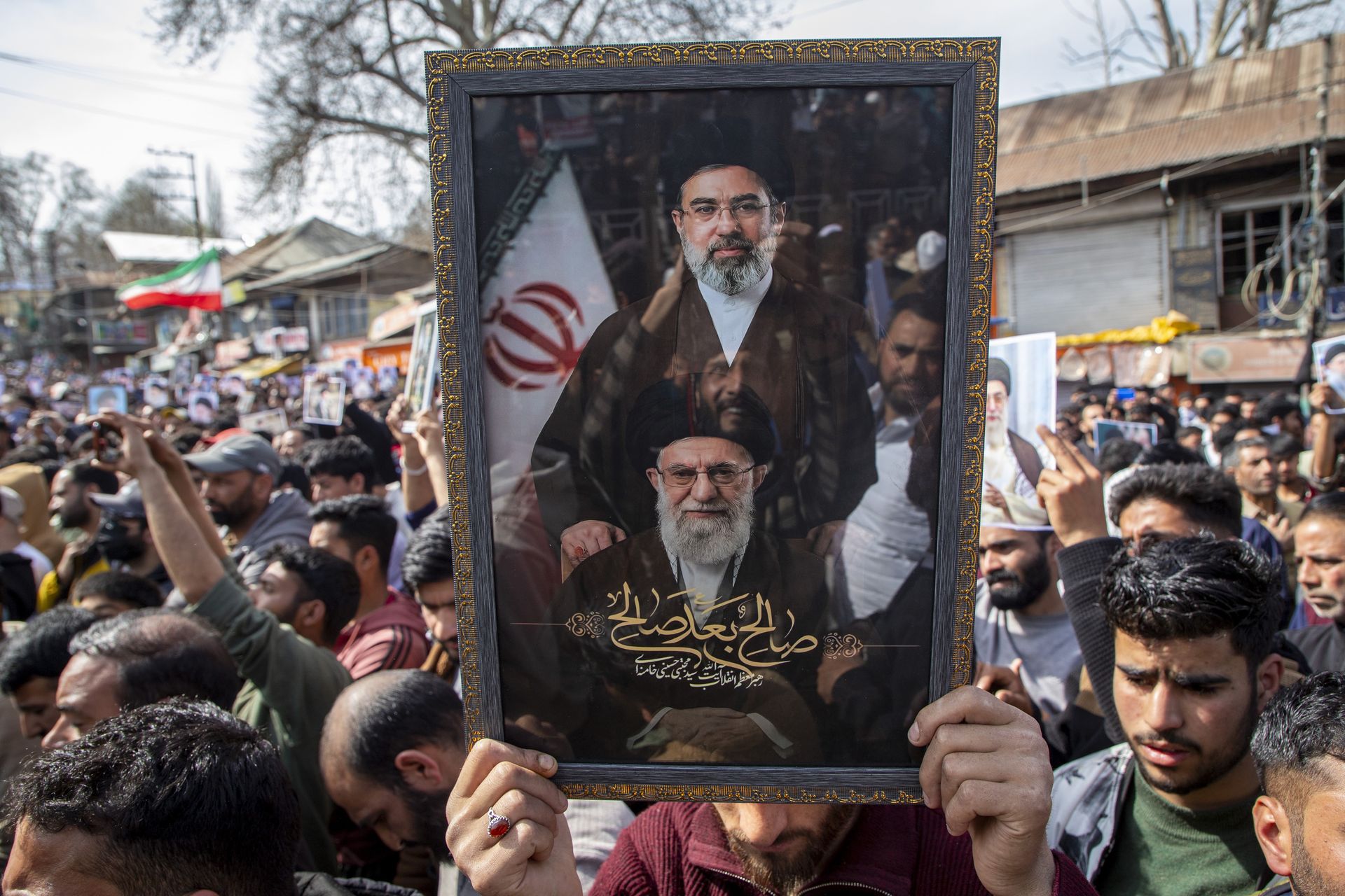 Napięcia na szczytach władzy w Iranie. Chodzi o nowego przywódcę