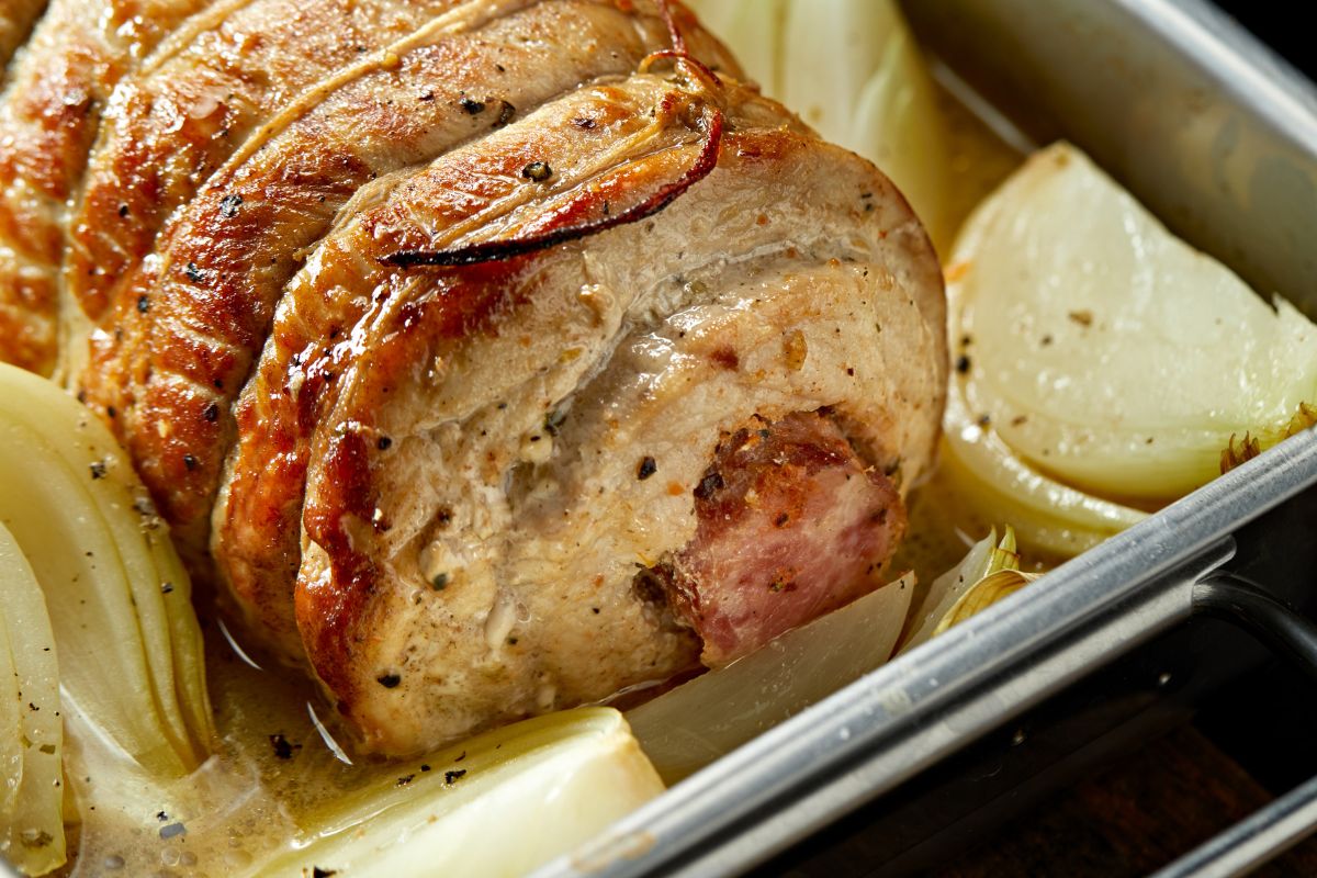 Odkąd zjadłam na Śląsku, często robię w niedzielę lub święta. Tak miękki i delikatny, iż nie potrzeba noża