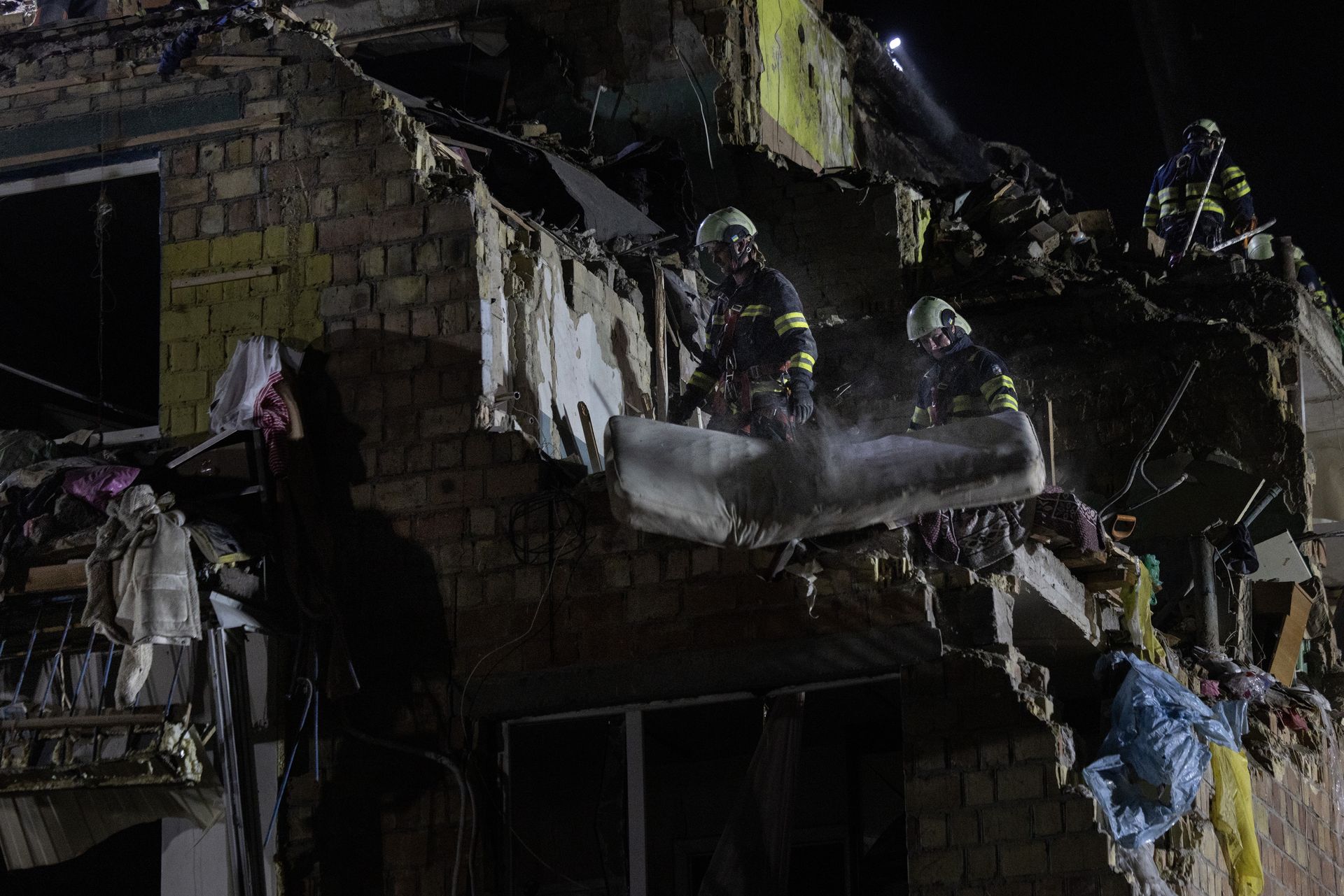 Zmasowany atak. Alarm w niemal całej Ukrainie