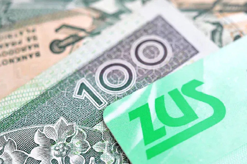 W maju ZUS czekają rekordowe wypłaty. Niektórzy Polacy dostaną 13 tys.