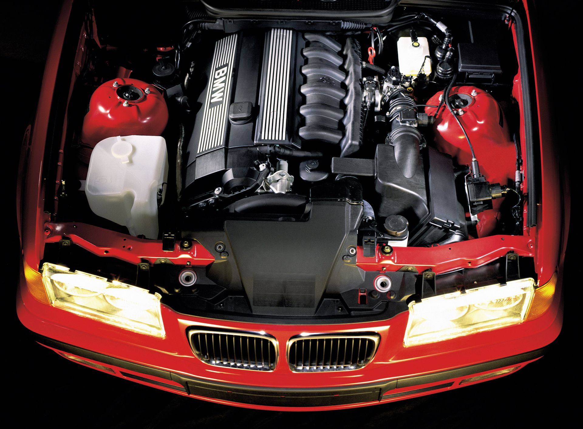 Pięciodrzwiowe BMW E36 Compact? BMW Classic pokazało prototyp