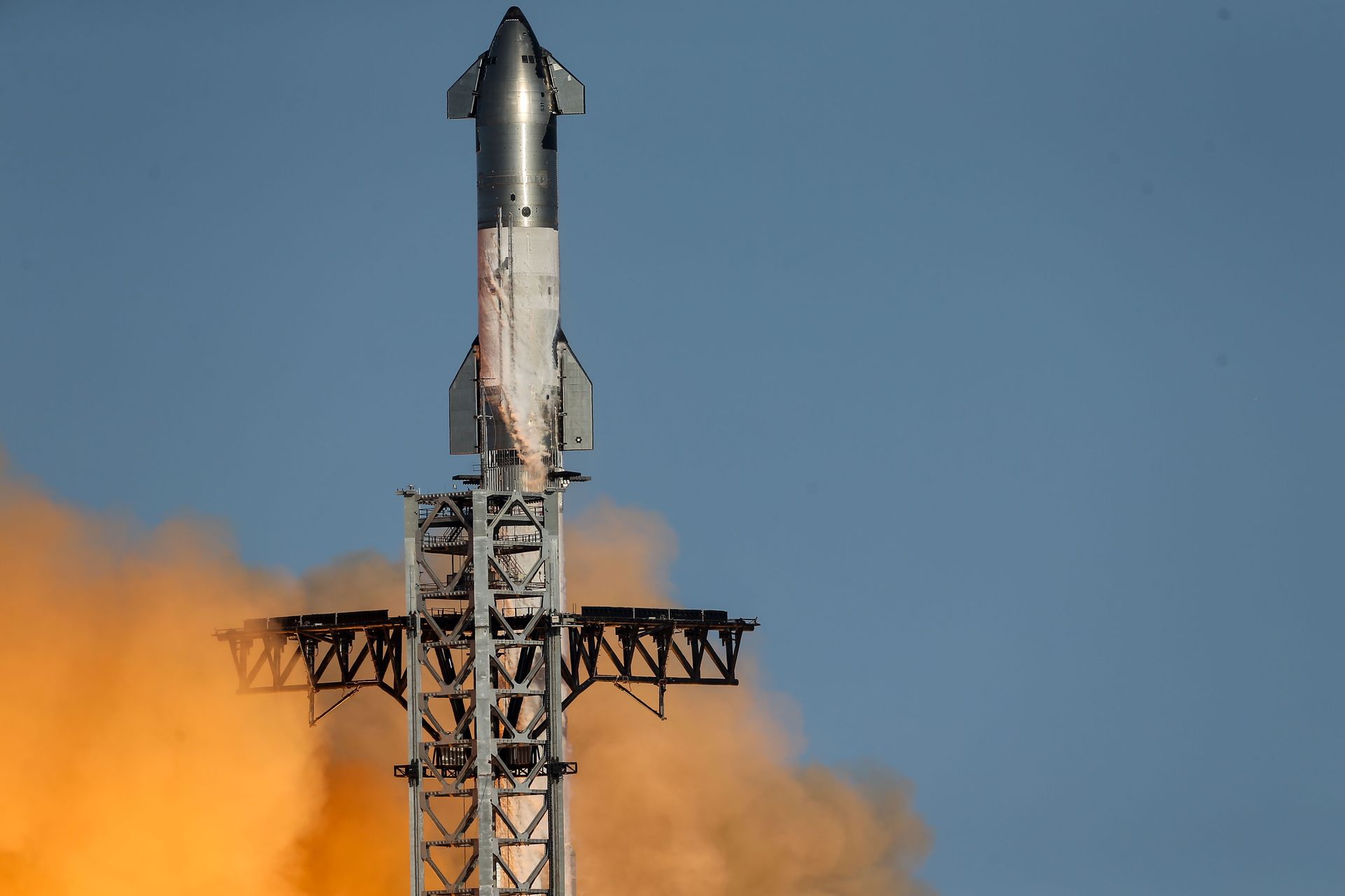 Historyczny lot orbitalny nadchodzi. Starship wyniesie Starlinki V3