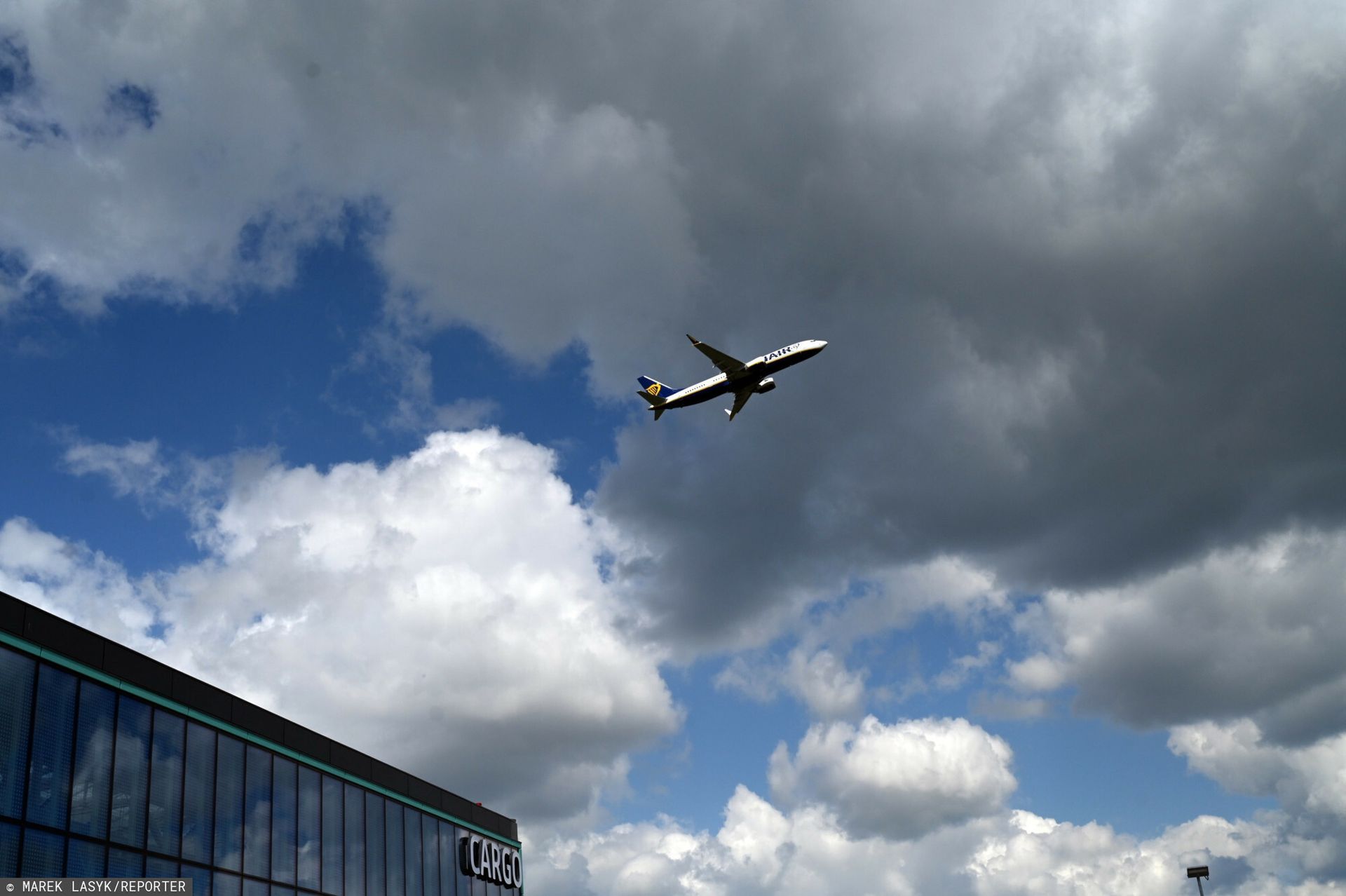 Eskalacja konfliktu. MSZ ostrzega przed podróżami do tych krajów