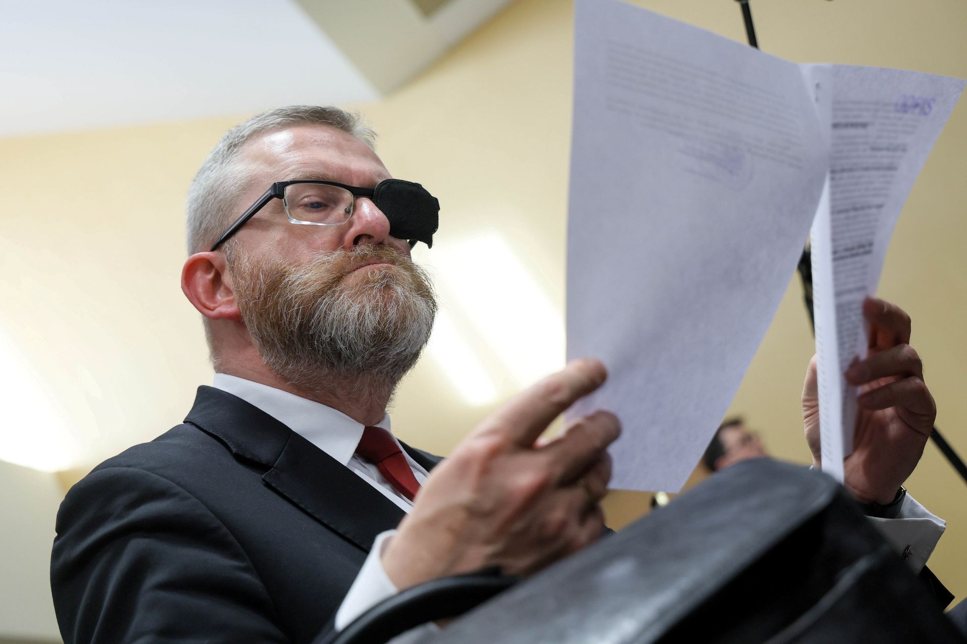 Zamieszanie wokół targów i Grzegorza Brauna