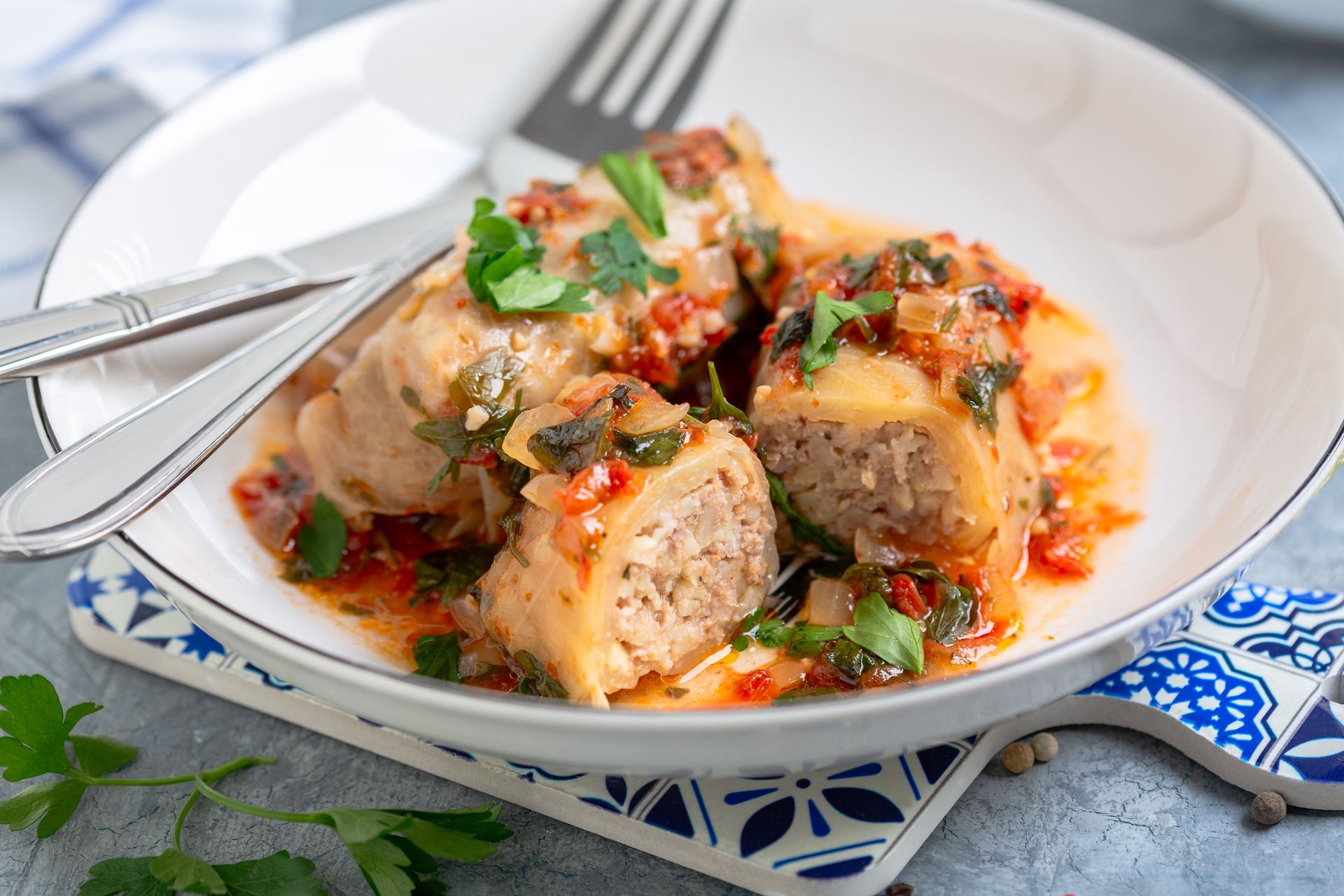 Robię fit gołąbki, które nie idą w boczki. najważniejszy wybór ryżu i mięsa