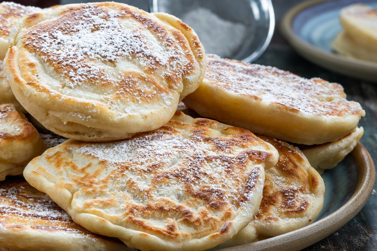 Już nie smażę racuchów, tylko piekę w piekarniku. Są pulchne i smaczne, ale nie ociekają tłuszczem
