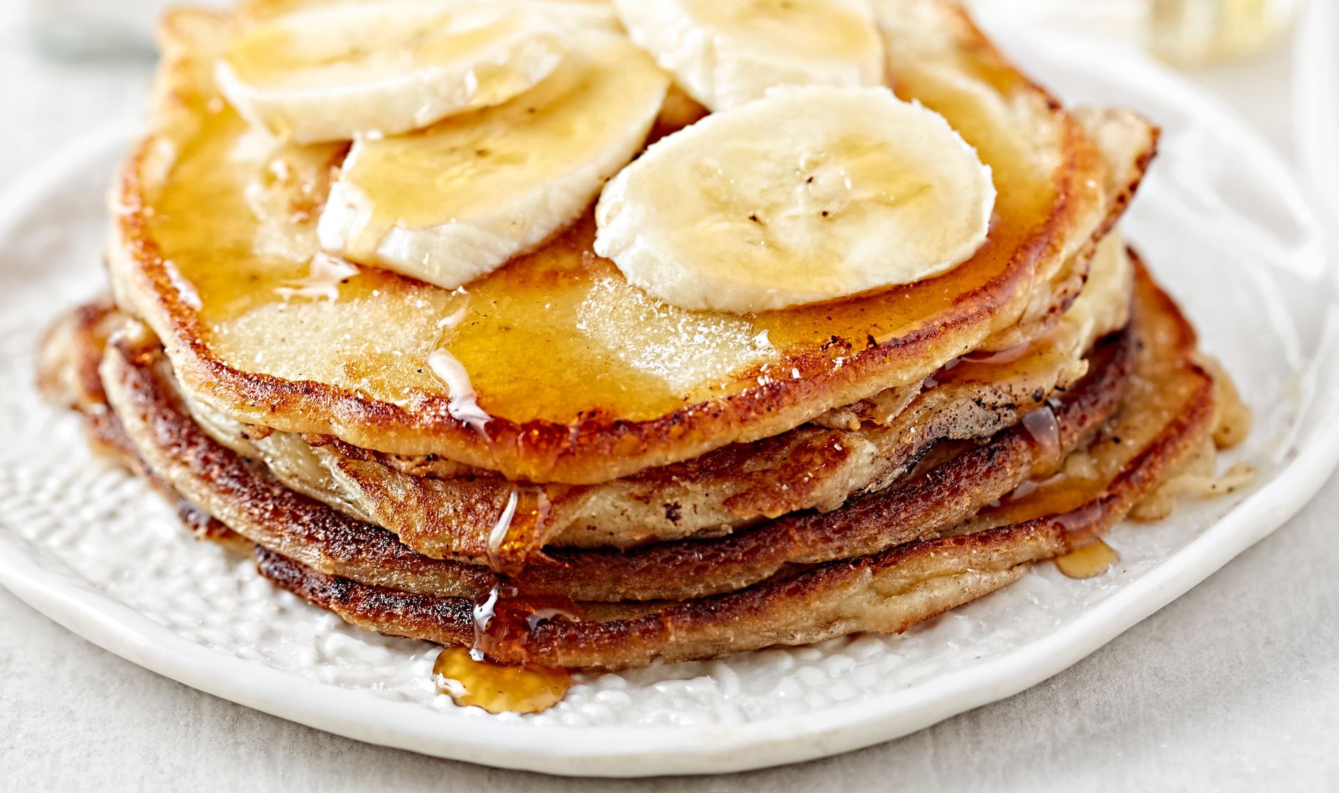 Biorę 2 składniki i tłuszcz do smażenia. Po chwili mam górę pysznych placuszków
