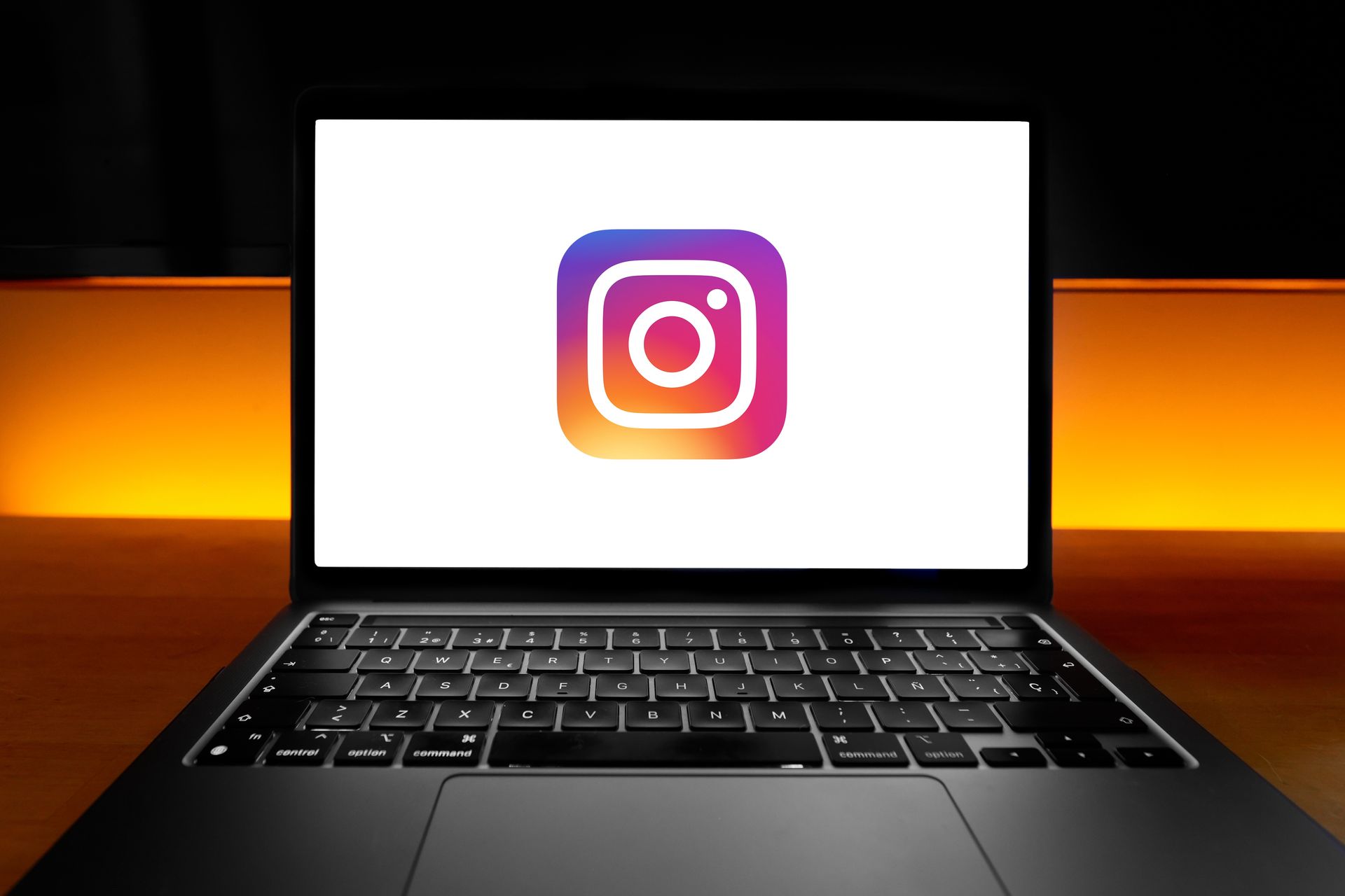 Instagram deklaruje: nie podsłuchujemy. Ma dobierać reklamy inaczej