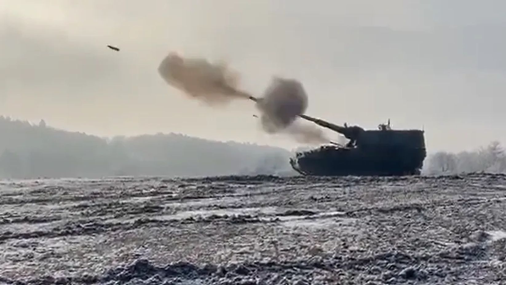 Rzeka pocisków dla Ukrainy. przez cały czas nie wiadomo, skąd je biorą