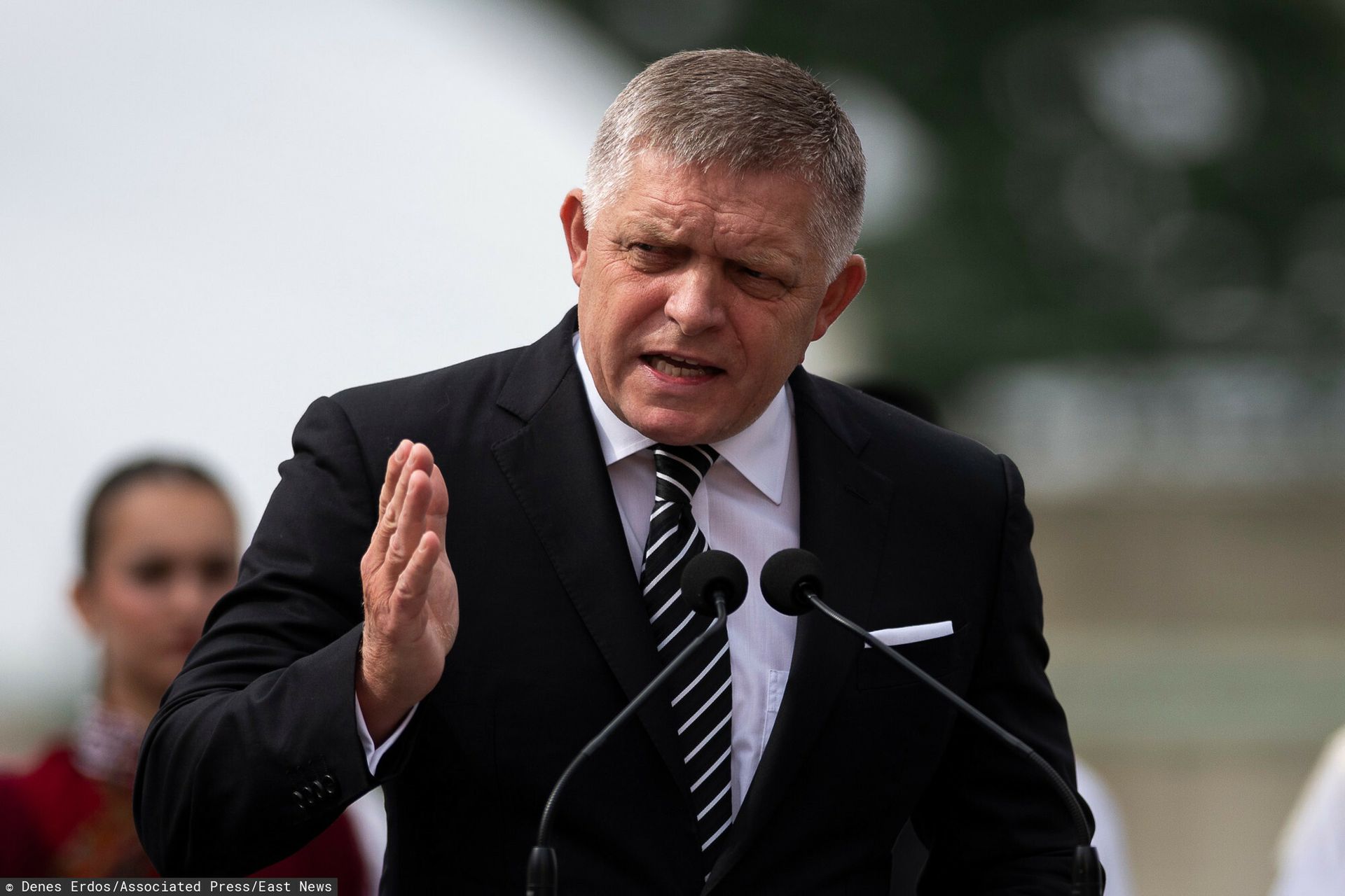 Fico szuka trasy do Moskwy. Wśród wariantów przelot przez Polskę