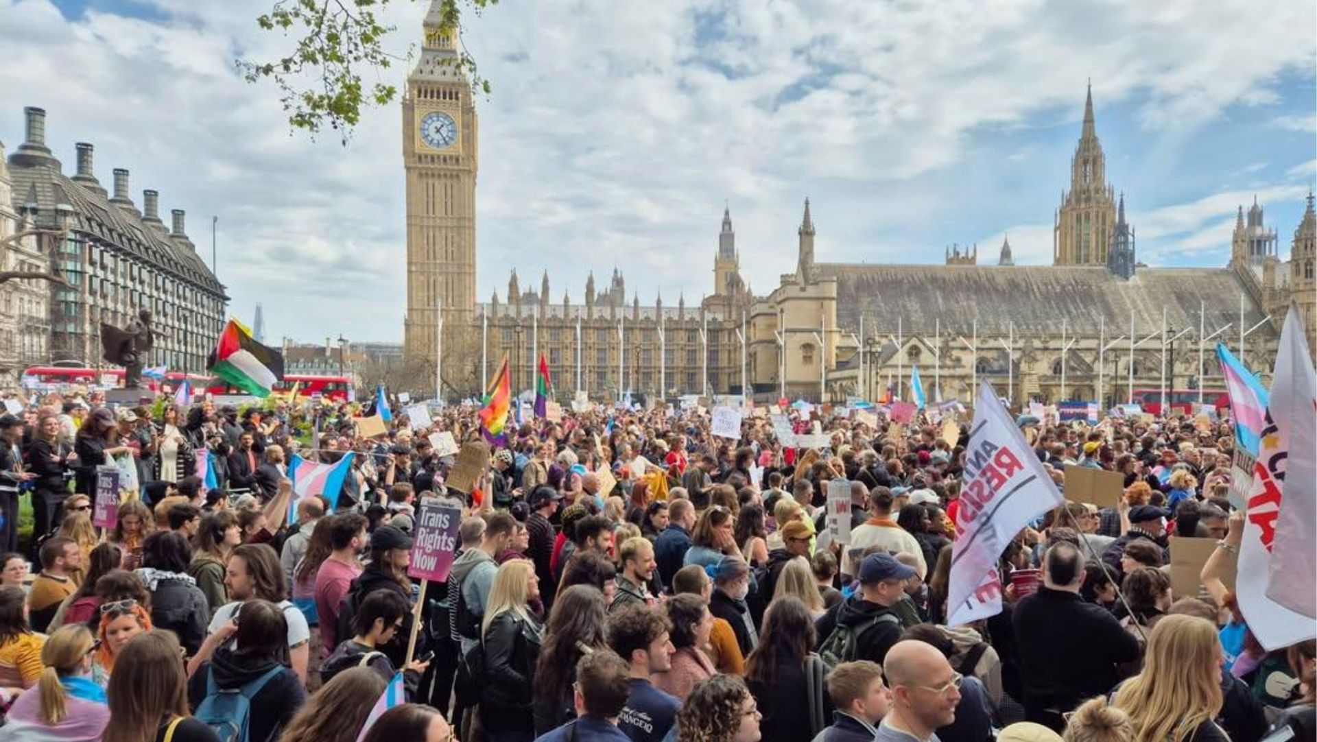 Tysiące protestujących w Londynie przeciw decyzji Sądu Najwyższego