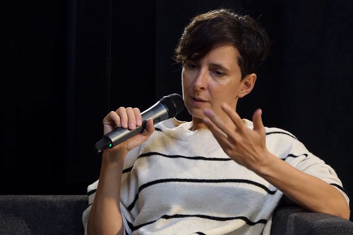 TV Republika zakpiła z decyzji sądu ws. aktywistki. SMS-y znów na antenie