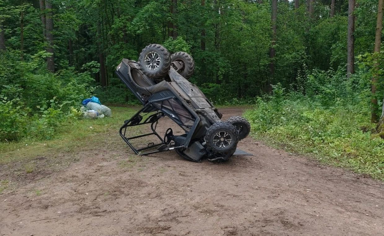 Bez wiedzy rodziców wybrali się na przejażdżkę. Doszło do wypadku