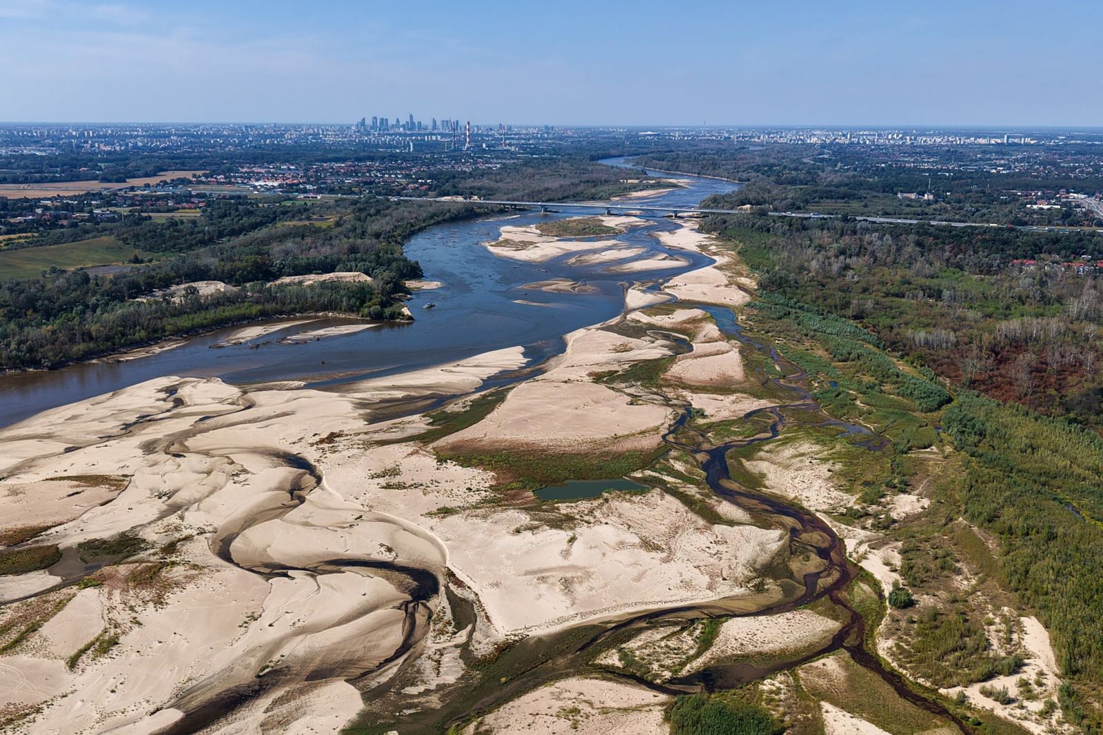 Zaledwie 6 centymetrów. Dramatyczna sytuacja na Wiśle