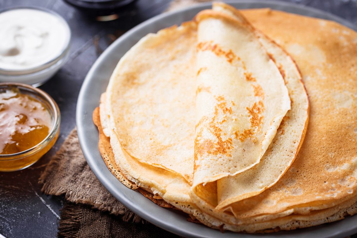 Naleśniki bez grama mąki. Tylko 2 składniki, a wychodzą mięciutkie i elastyczne