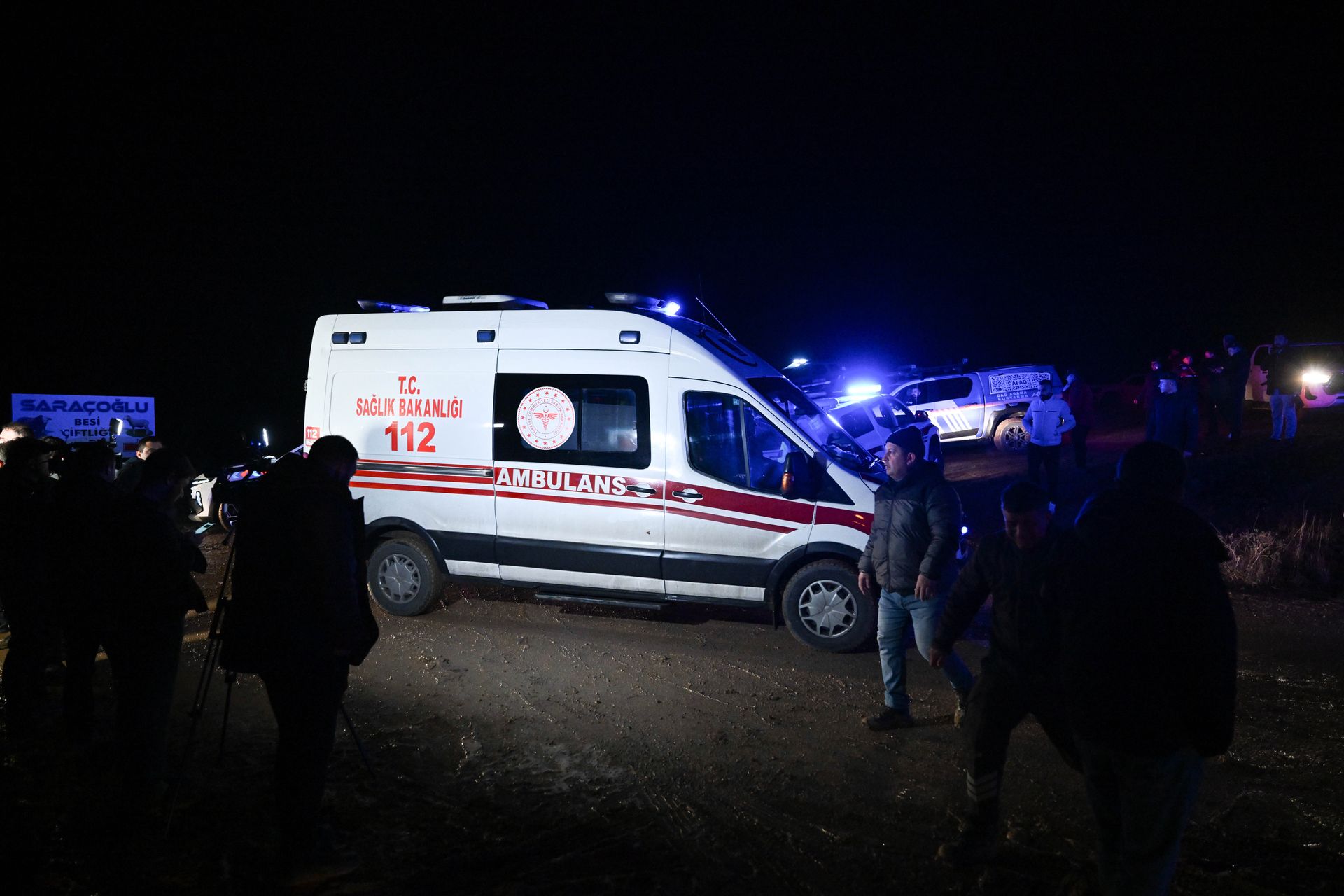 Turcja. W starciu z bojownikami IS rannych siedmiu policjantów