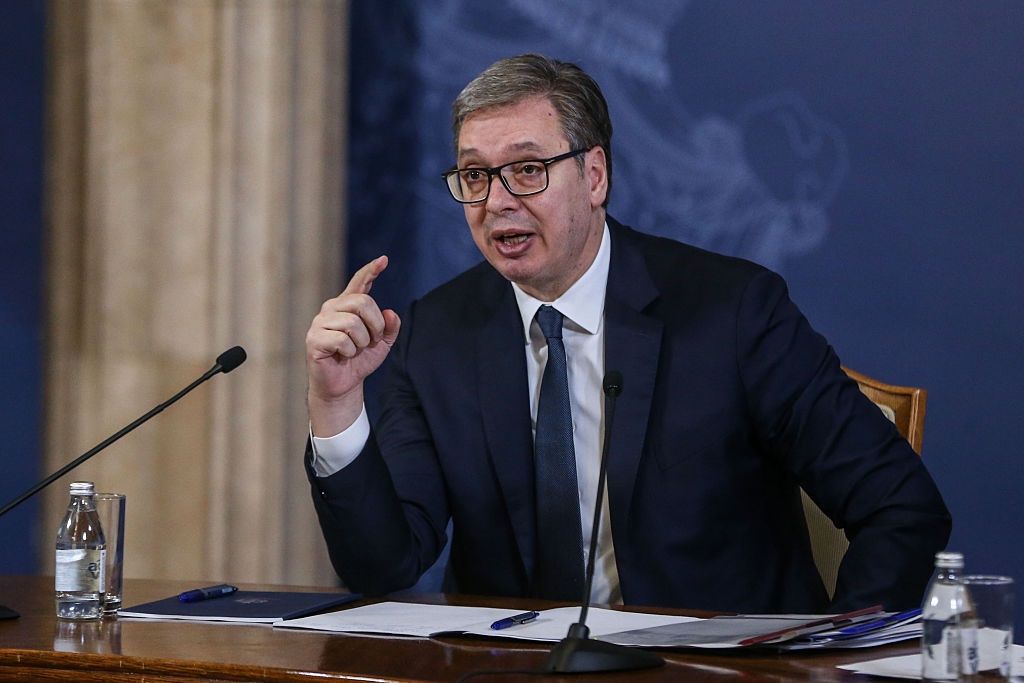 Były prezydent Serbii o globalnej wojnie. "Cud, jeżeli nie wybuchnie".