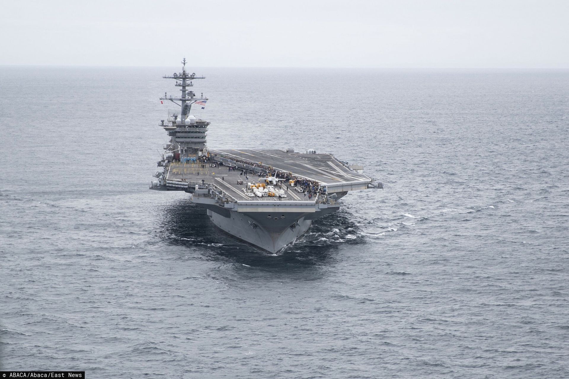 Ruch USA ws. Iranu. Lotniskowiec płynie w kierunku Bliskiego Wschodu