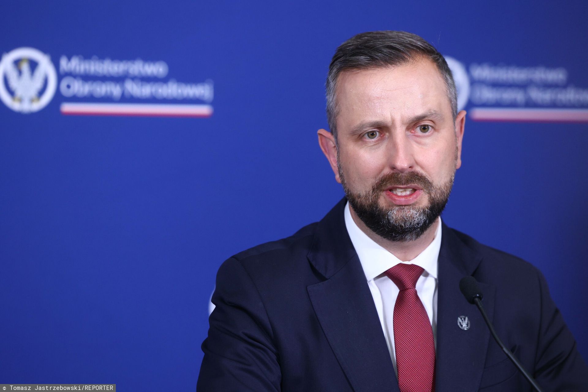 "Stan stabilny". Szef MON o rannym żołnierzu